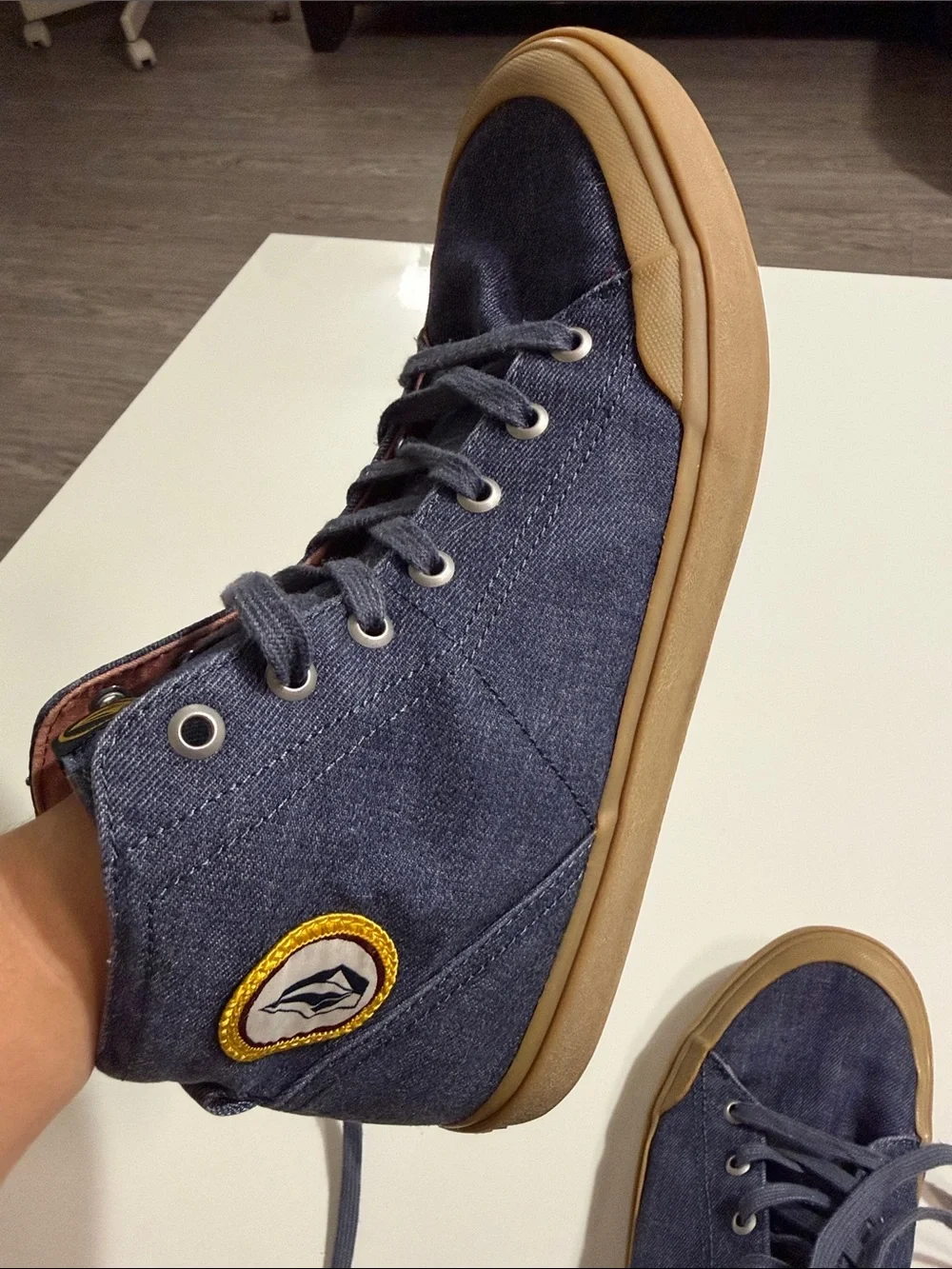 Volcom Men's High-Top Denim Sneakers in Navy and Gum Sz10